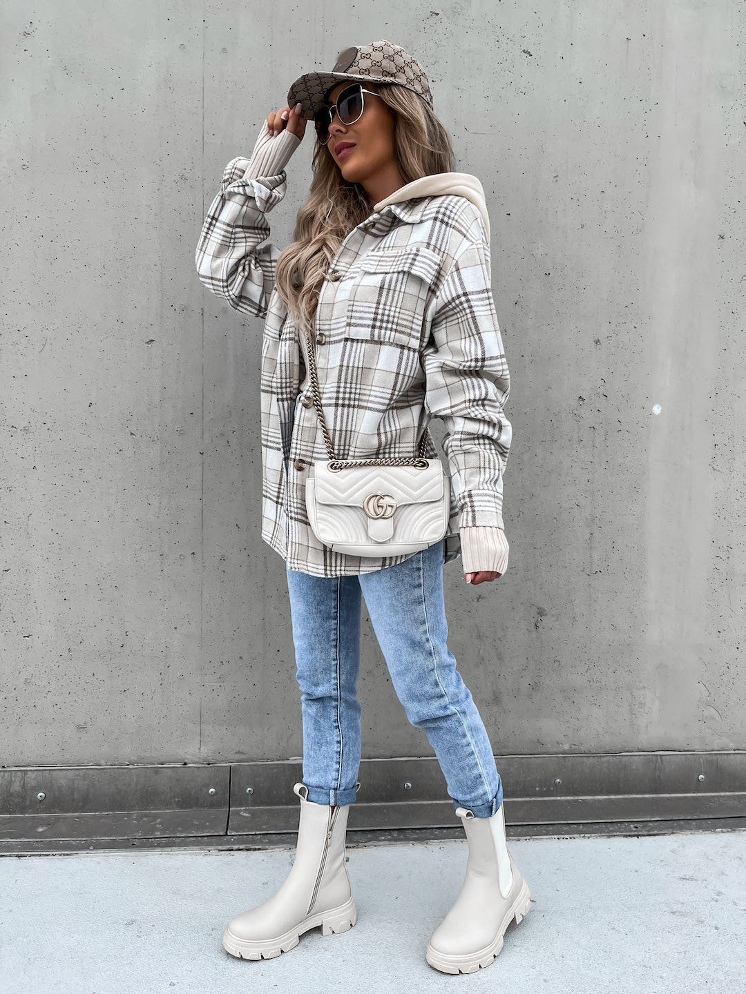 Women's Woolen Jacket Autumn Fashion Plaid Hooded Coat With Detachable hood And Pockets Design Shacket Outerwear Winter Fashion