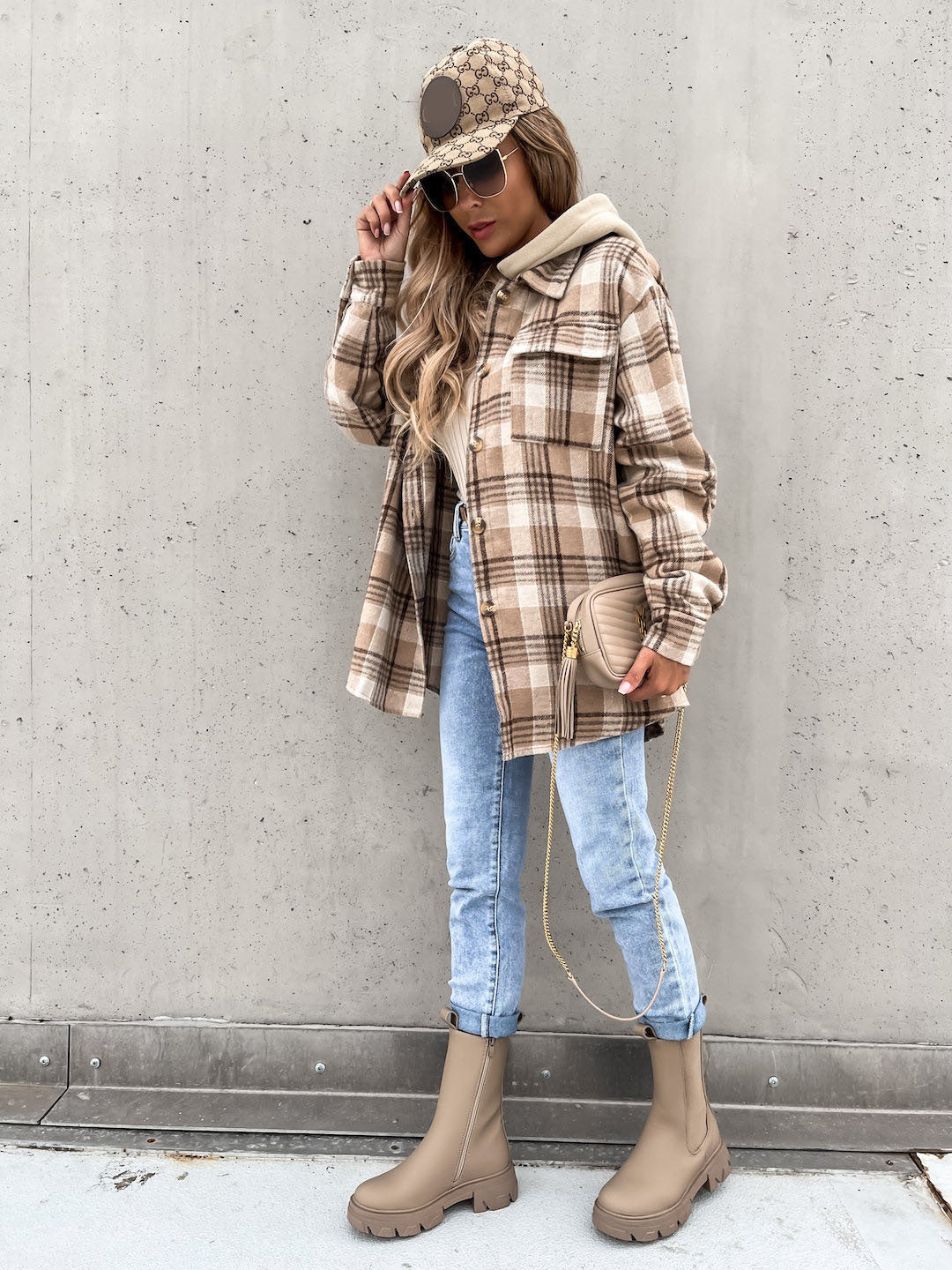 Women's Woolen Jacket Autumn Fashion Plaid Hooded Coat With Detachable hood And Pockets Design Shacket Outerwear Winter Fashion